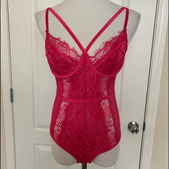 NWT lingerie designer French Twist - Picture 1 of 5